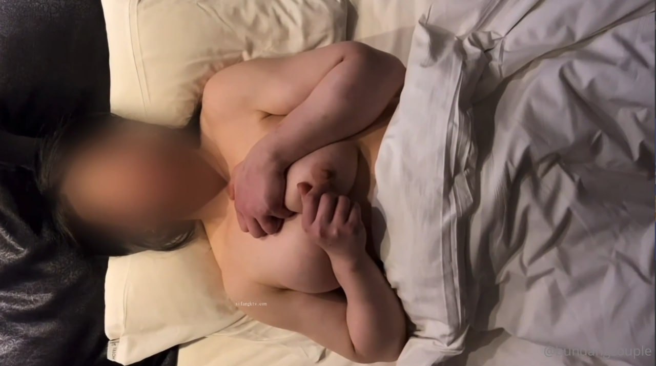 FERA-182 セックスの練習台になってくれた母～母親とのセックスが良すぎるせいで彼女と別れた僕は夢中で何度も