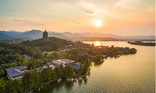 雨天杭州旅游攻略(洛阳雨天旅游攻略)